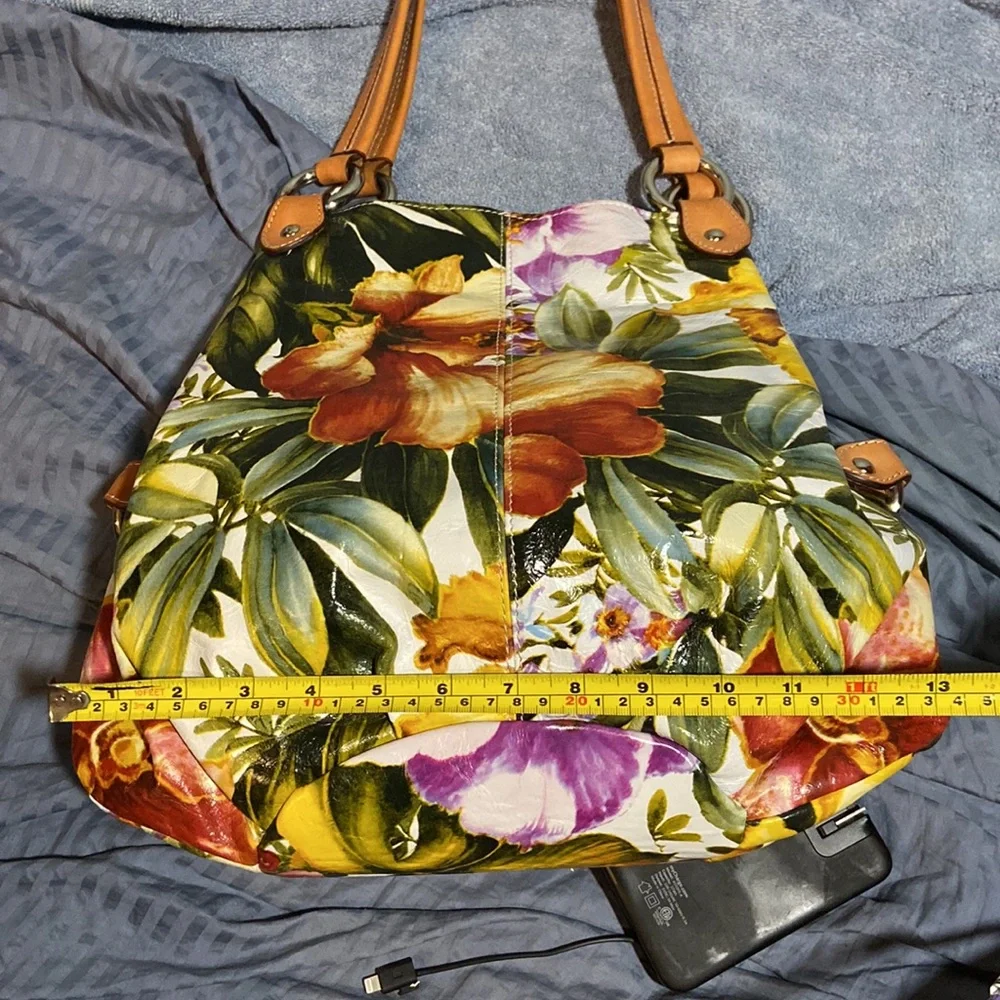 Nwot Maurizio Taiuti Floral italian Leather hobo bag_10